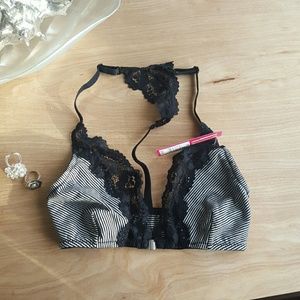 Striped lace racerback soft bra front closure